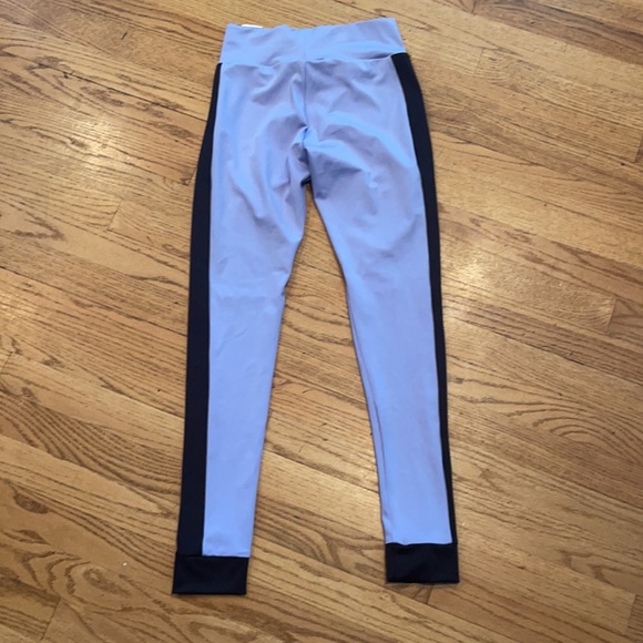 Puma Light Purple Leggings - Picture 2 of 3